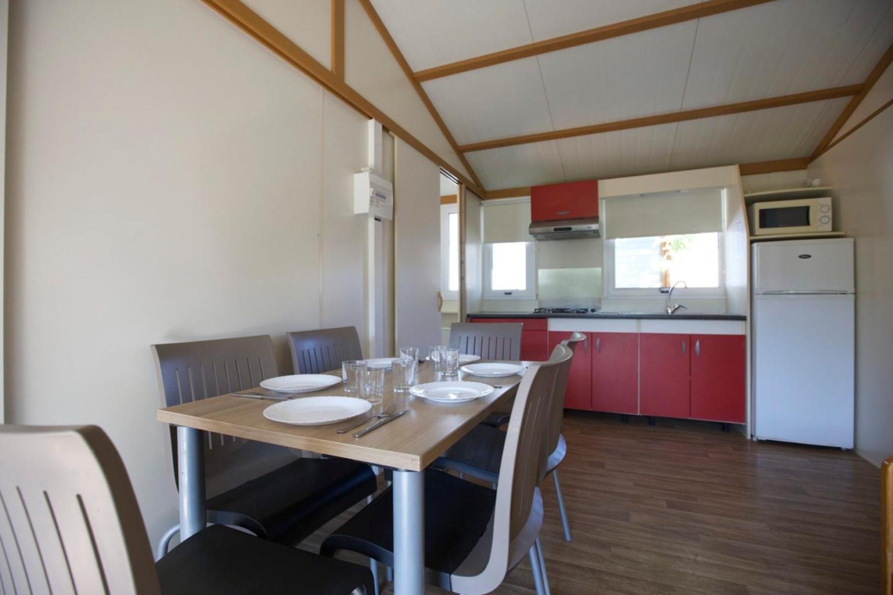 Camping Bungalow El Llac De Banyoles Porqueres Quarto foto